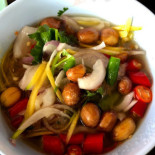 ลาบเป็ดคนลือ Comida
