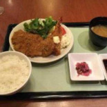 ロイヤルホスト Zhì Tīng Diàn Comida