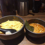 Miàn Wū Yī Lù Comida