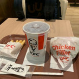 ケンタッキーフライドチキン Qiān Lǐ Zhōng Yāng Diàn Comida