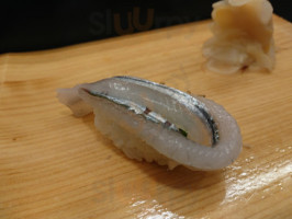 Wú Qī Shòu Sī Dentro