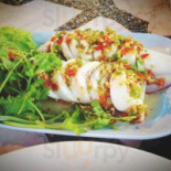 ชายทะเลบางพระ Comida