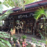 เรือนจันทร์ Exterior