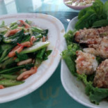 อึ้งจั้วกี่ Comida