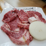 우래한우 Dentro