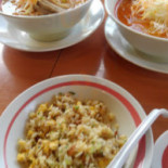 Xìng Lè Yuàn Bái Shān Diàn Comida