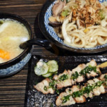 Tóng Lè Tīng Tàn Shāo Jiǔ Chǎng Comida