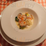 シマ Dentro