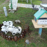 Qiān Pǐn。shǒu Zuò Yōu Gé Qīng Hōng Bèi Exterior
