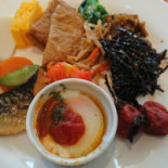 セレース Comida