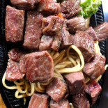 Sūn Dōng Bǎo Jiā Yì Zhōng Shān Diàn Comida