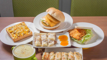 Bù Lǎng Dí Zǎo Wǔ Cān Zhǎng Yì Diàn Comida