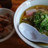 De Jī Zhōng Huá そば Xiáng Xiù Comida