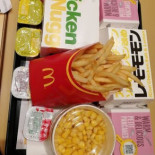 マクドナルド Nán Hǎi àn Hé Tián Yì Qián Diàn Comida