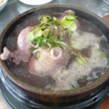 돌섬 Comida