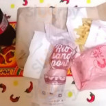 マクドナルド De Xià Zhí Huā Yuán Tīng Yì Qián Diàn Comida