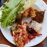 돈페 Comida