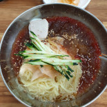 고래밀면 Comida