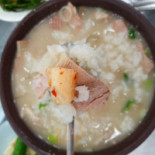 만촌소문난국밥 Comida