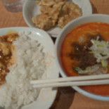 Chén Má Jiā Sān Xuān Chá Wū Diàn Comida