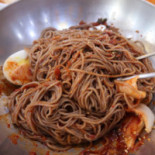퇴계막국수 Comida