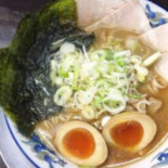 Zhǎng Wěi Zhōng Huá そば Qīng Sēn Yì Qián Diàn Comida