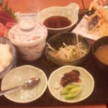 Dà Zhuāng Shuǐ Chǎn Qiáo Běn Diàn Comida