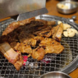 달맞이숯불갈비 Comida