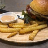 รูท วัน บาร์ แอนด์ กริลล์ Comida