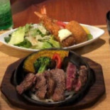 ロイヤルホスト Zhì Tīng Diàn Comida