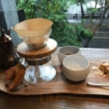 The One Zhōng Shān Comida