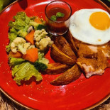 Ciater Beach Comida