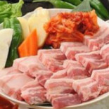 Wǔ Fǎn Tián Hán Guó Jiā Tíng Liào Lǐ Wáng Tún Zú Jiā Comida