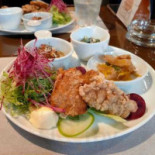 July's-b Comida