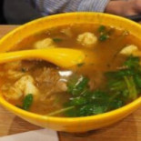 Xiǎo Yáng Shēng Jiān Guǎn Wú Jiāng Lù Diàn Comida