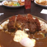 Coco Yī Fān Wū Sān Zé Nán Shān Diàn Comida