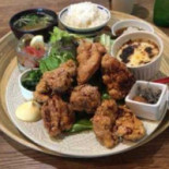 バウバウキッチン Comida