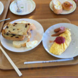 ぱにーに Comida