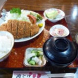 とん Jiū Comida