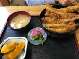 Dà Yú Shòu Sī Comida