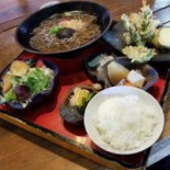 Má Lǐ Huā お Shí Shì Chǔ Comida