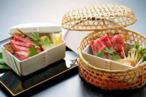 Yù Liào Lǐ Yún Què Comida