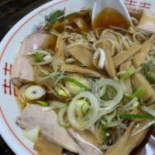 Zhǎng Wěi Zhōng Huá そば Qīng Sēn Yì Qián Diàn Comida