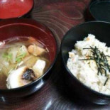 Shí Shì Chǔ Yī Xiū Comida