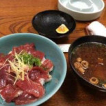 Xīn Měi Hè Jiǔ Shòu Sī Comida