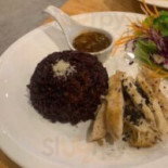 Wana Salad Dentro