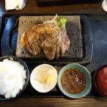 Shí Shāo ステーキ Zhuì Fù Shān Xī Diàn Comida