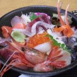 Gē Pēng Lóng Jiàn Tíng Comida