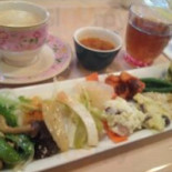 キャナリィ・ロゥ Shì Tián Chuān Diàn Comida