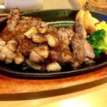 ステーキ Gōng ā Jiǔ Bǐ Diàn Comida